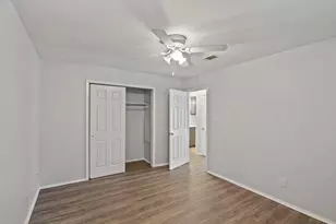 1435 Silverpines Rd, Houston, TX 77062 - Photo 12