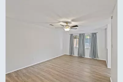 1435 Silverpines Road, Houston, TX 77062 - Photo 4