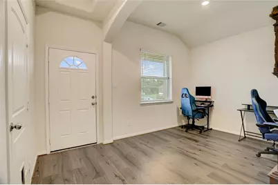 6535 Blimp Base Road, Hitchcock, TX 77563 - Photo 6
