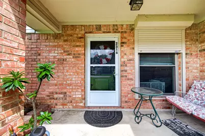 2316 29th Avenue N, Texas City, TX 77590 - Photo 6