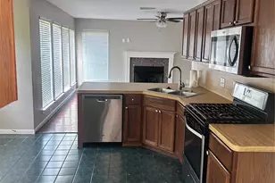 1606 Misty Fawn Ln, Fresno, TX 77545 - Photo 2