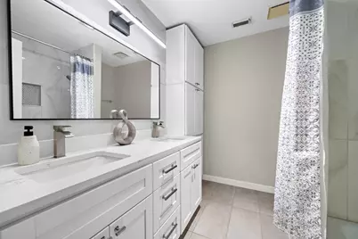 6485 Burgoyne Road #43, Houston, TX 77057 - Photo 16