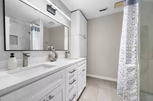 6485 Burgoyne Rd, Houston, TX 77057 - Photo 16