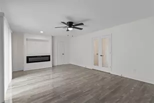 8530 Old Maple Ln, Humble, TX 77338 - Photo 10