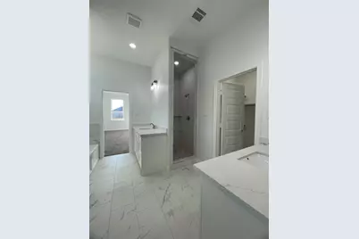 115 Pecan Grove Court, Anahuac, TX 77514 - Photo 10