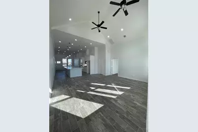 115 Pecan Grove Court, Anahuac, TX 77514 - Photo 4