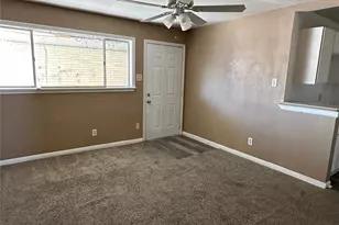 516 Holiday Dr, Galveston, TX 77550 - Photo 10