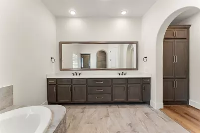 18 Dawning Flower Drive, Tomball, TX 77375 - Photo 32