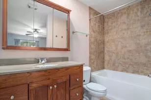 226 Pecan Dr, League City, TX 77573 - Photo 8