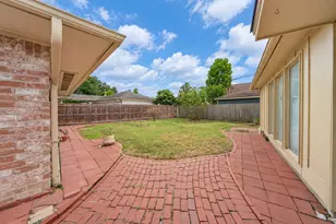 9315 Triola Ln, Houston, TX 77036 - Photo 24