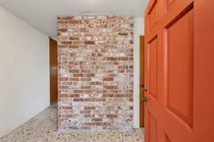 9315 Triola Ln, Houston, TX 77036 - Photo 2