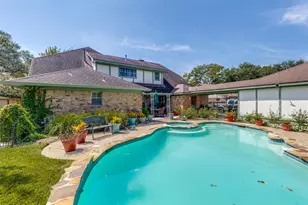 807 Longview Dr, Sugar Land, TX 77478 - Photo 22