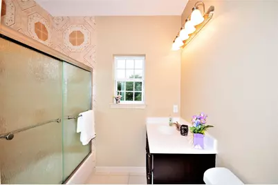 7403 Buena Vista Street #B, Houston, TX 77087 - Photo 16