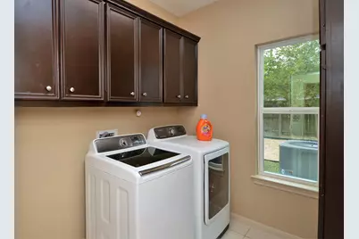 7403 Buena Vista Street #B, Houston, TX 77087 - Photo 8