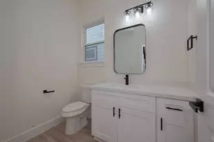 2422 Dalview St, Houston, TX 77091 - Photo 10