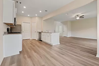 10350 Red Cardinal Drive, Cleveland, TX 77328 - Photo 6