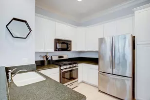5312 Blossom St, Houston, TX 77007 - Photo 8