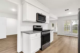 15722 Pagehurst Dr, Houston, TX 77084 - Photo 10