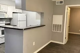 18800 Egret Bay Blvd, Webster, TX 77058 - Photo 6