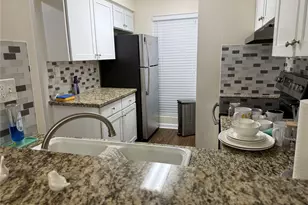 9107 Braeburn Valley Dr, Houston, TX 77074 - Photo 6