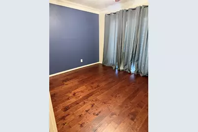 9107 Braeburn Valley Drive #15, Houston, TX 77074 - Photo 12