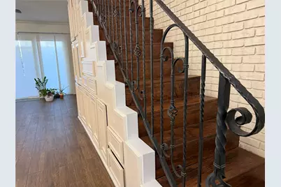 9107 Braeburn Valley Drive #15, Houston, TX 77074 - Photo 14