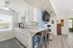 4031 Panola Dr, Galveston, TX 77554 - Photo 10