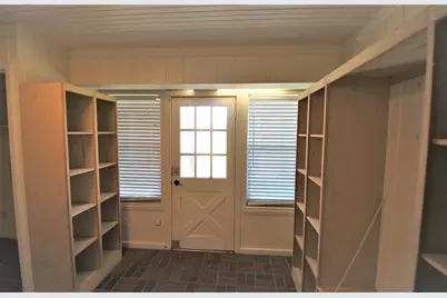 5504 Valerie Street, Houston, TX 77081 - Photo 10