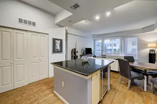 3505 Sage Rd, Houston, TX 77056 - Photo 2