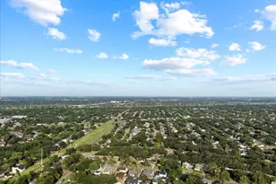 2719 Field Line Dr, Sugar Land, TX 77479 - Photo 36