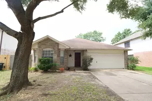 23135 N Waterlake Dr, Richmond, TX 77406 - Photo 1