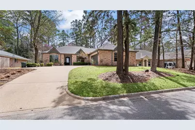 1912 Rollingwood Drive, Huntsville, TX 77340 - Photo 2