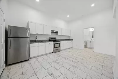 5027 Creekmont Drive, Houston, TX 77091 - Photo 8