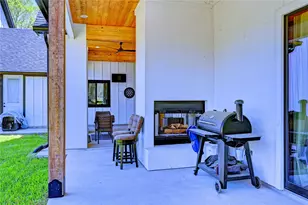 45 Echo Ln, Huntsville, TX 77320 - Photo 30