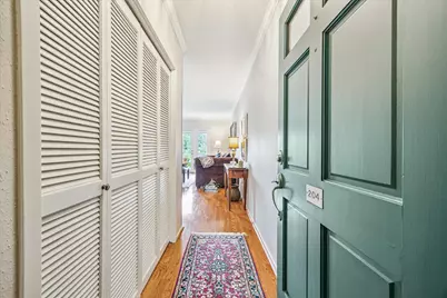 2238 S Piney Point Road #204, Houston, TX 77063 - Photo 2