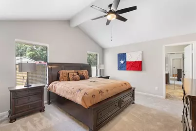 267 E Rainbow Ridge Circle, The Woodlands, TX 77381 - Photo 18