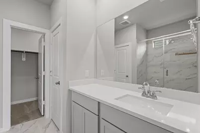 2425 East Heritage Drive, Dayton, TX 77535 - Photo 18