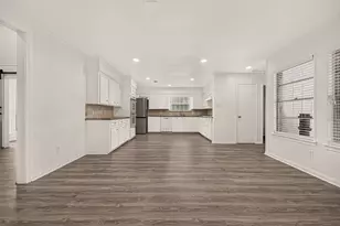2230 S Fountain Valley Dr, Missouri City, TX 77459 - Photo 14