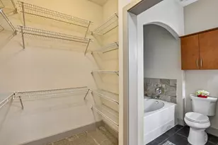 1901 Post Oak Blvd, Houston, TX 77056 - Photo 20