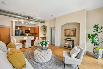 1901 Post Oak Boulevard #2607, Houston, TX 77056 - Photo 1