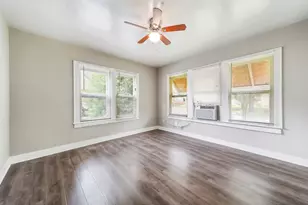 3205 Illinois St, Baytown, TX 77520 - Photo 2