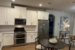 142 Volterra Ln Ln, Dripping Springs, TX 78620 - Photo 6