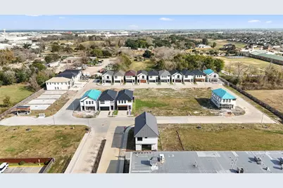 635 Rolling Oaks, Stafford, TX 77477 - Photo 32