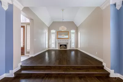 3722 Springhill Ln, Sugar Land, TX 77479 - Photo 6