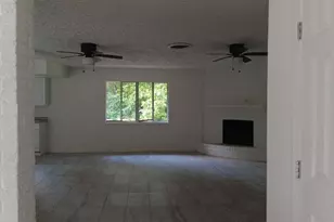 132 White Oak Dr N, Woodbranch, TX 77357 - Photo 2