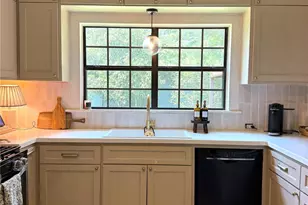 106 S Grace St, Crockett, TX 75835 - Photo 4