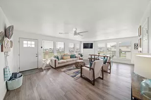 23005 Miramar Dr, Galveston, TX 77554 - Photo 10