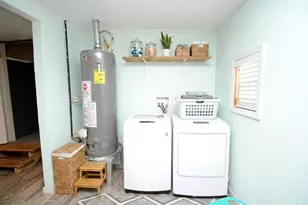 1231 W 7th St, Freeport, TX 77541 - Photo 18