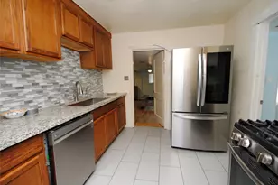 1231 W 7th St, Freeport, TX 77541 - Photo 6