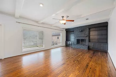 18623 Point Lookout Drive, Nassau Bay, TX 77058 - Photo 10